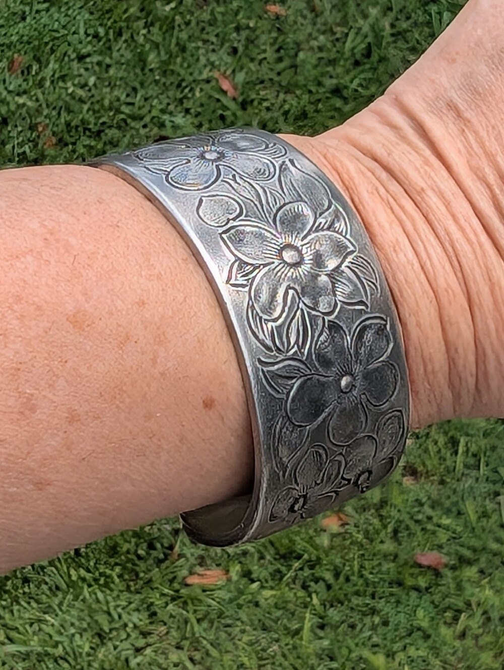 Salisbury Pewter Flower Of The Month February Birthday Pewter Cuff Bracelet